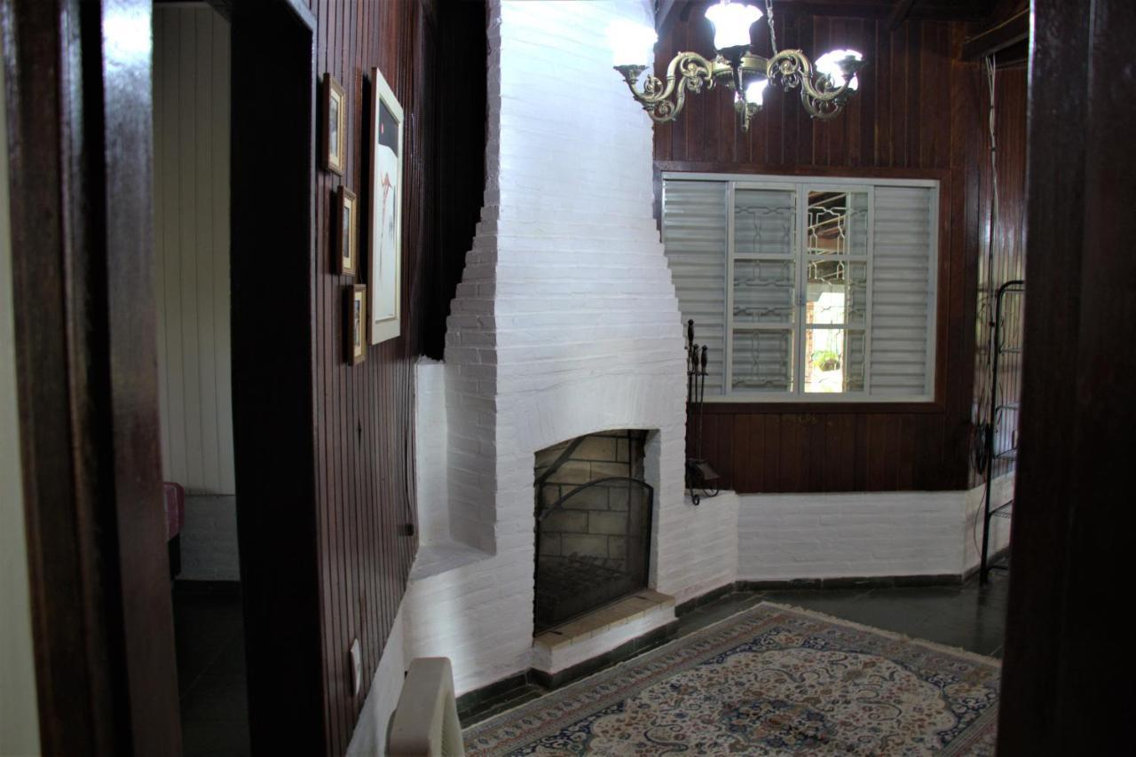 Chapada dos Guimarães Casa Unica Com Piscina E Lareira A 1,2 Km Do Centroヴィラ エクステリア 写真